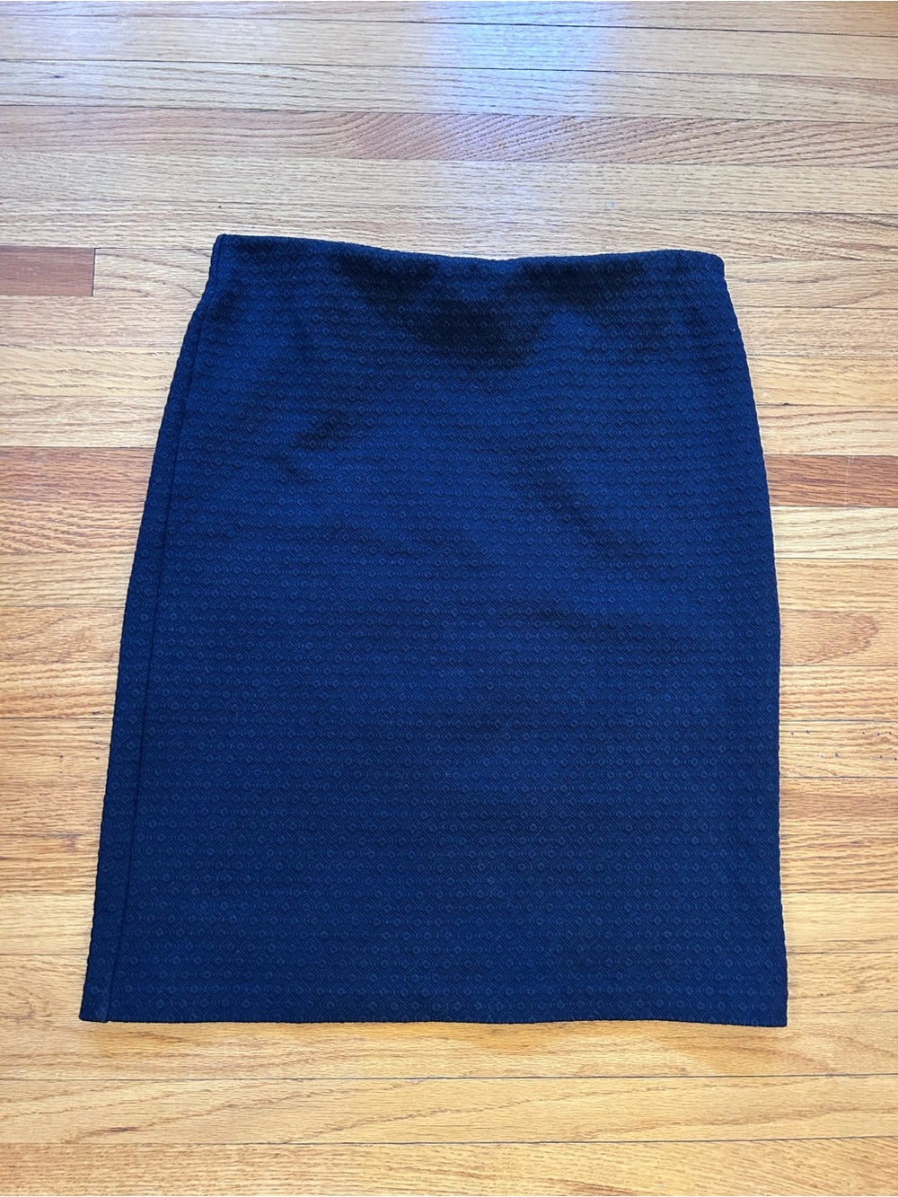 LOFT Classic Navy Pencil Skirt - Sleek Women's Office Skirt
